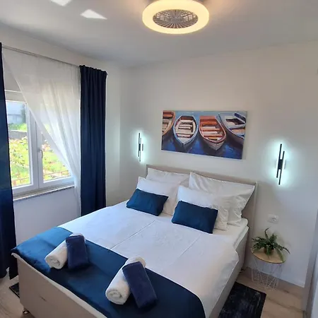Marini Apartment *